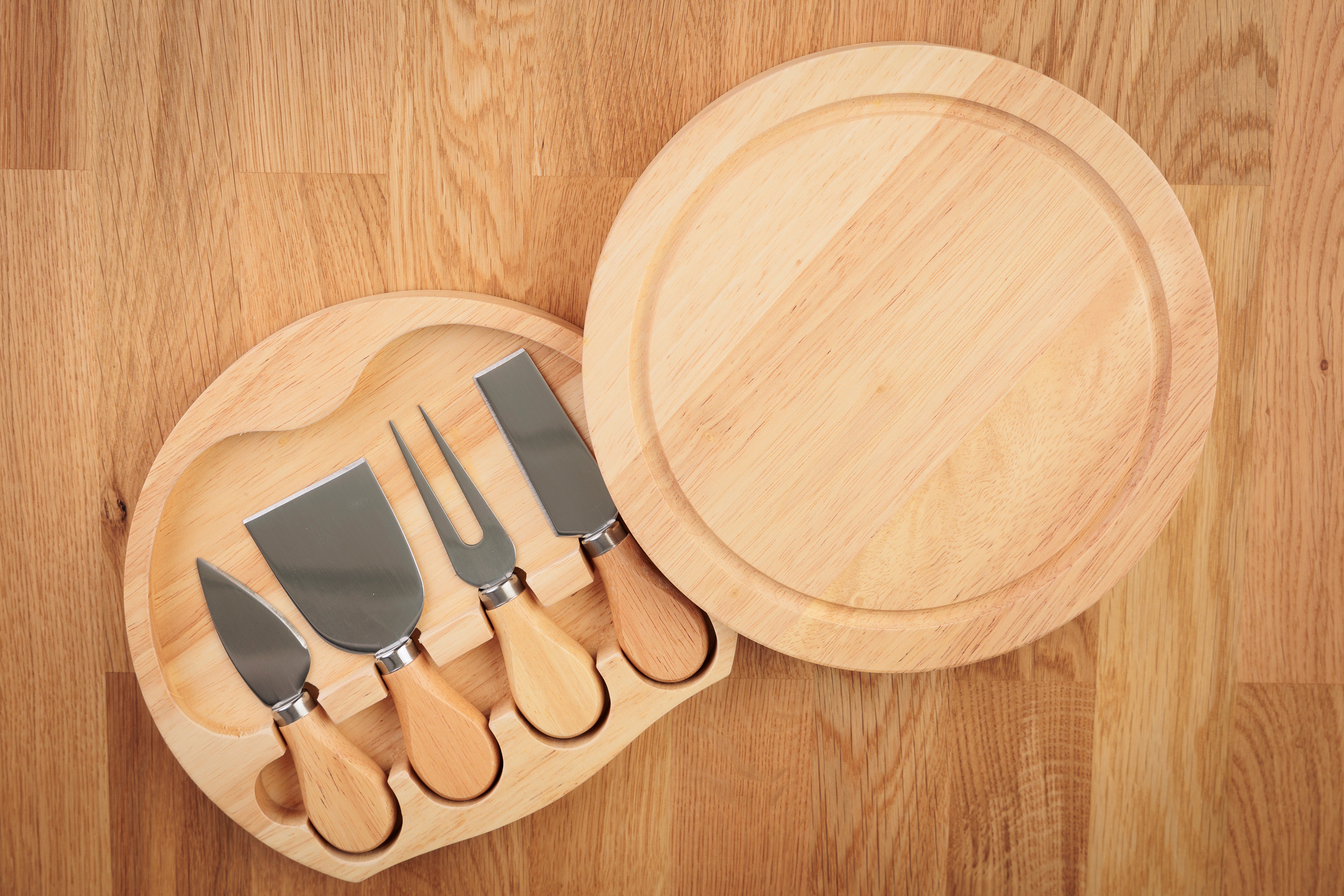 Personalised Wedding Wood Cheeseboard Set