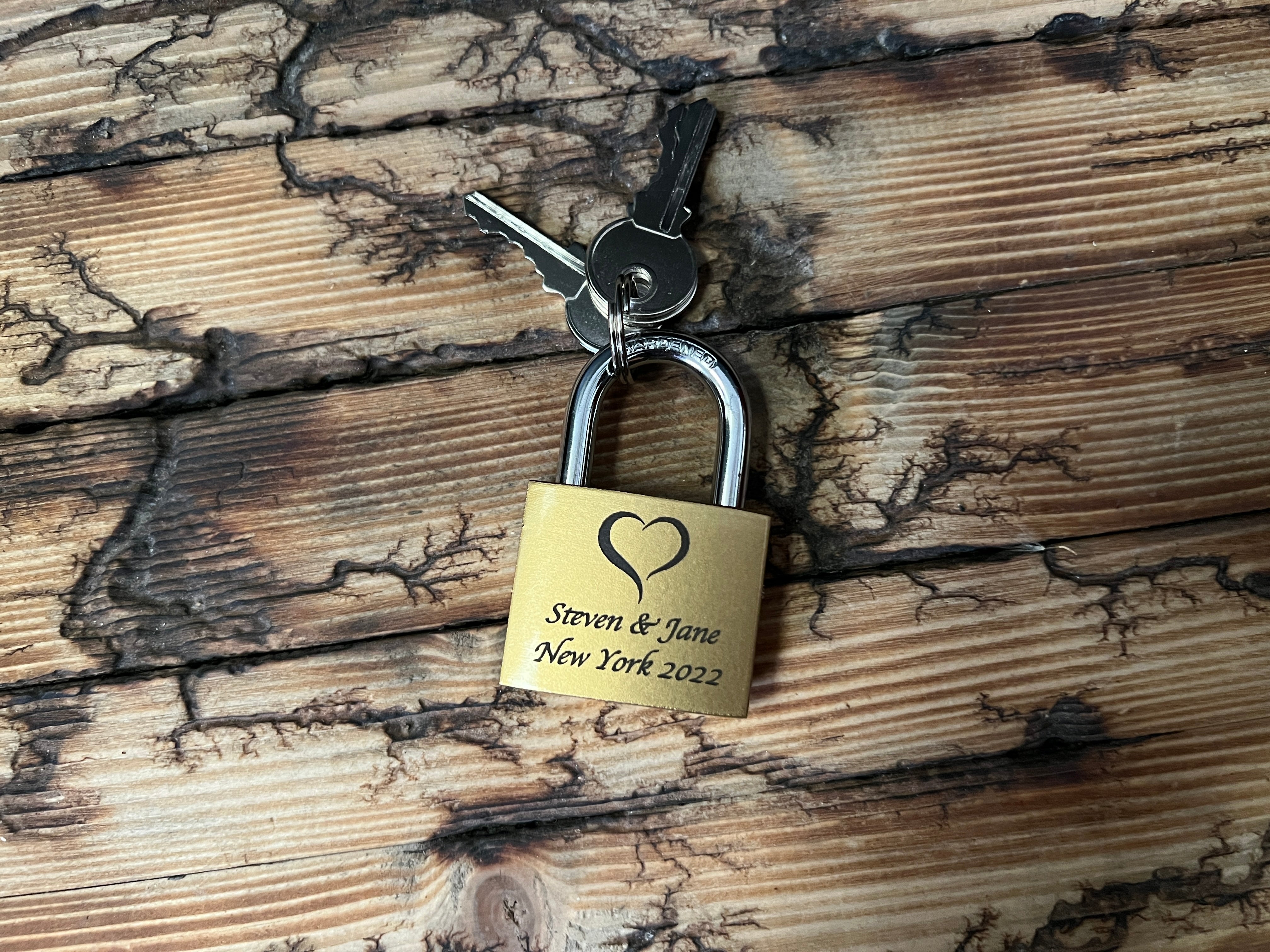 Personalised Engraved Padlock Wedding Annivesary Gift Present Love Lock Engraved Padlock